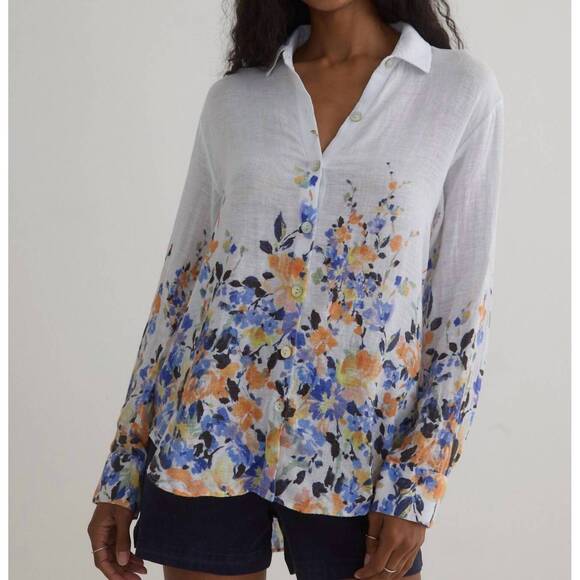 BELLA DAHL Tops - NEW BELLA DAHL boyfriend button down shirt in border floral print